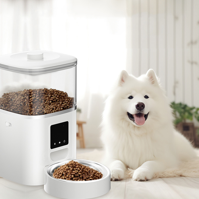 Newest High Quality Multifunction Interactive Smart Wifi Remote Control Pet Food Feeder With Camera
